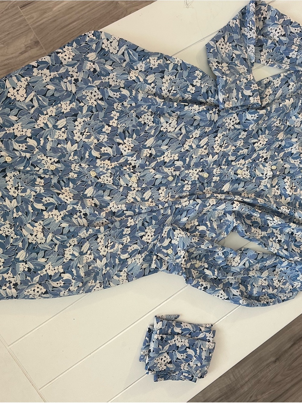 Lauren Ralph Lauren Blue and White Floral Long-Sleeve Dress - Picture 3 of 6